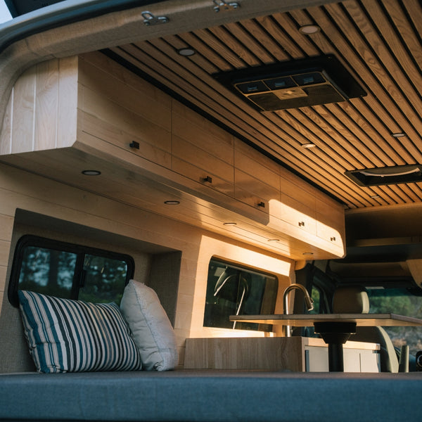 2025 AWD 144" Mercedes Sprinter California Coast