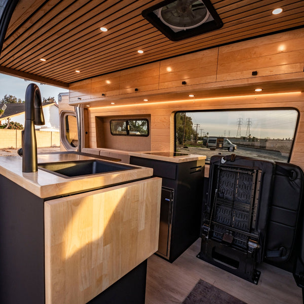 2024 AWD 144" Evergreen Dream II