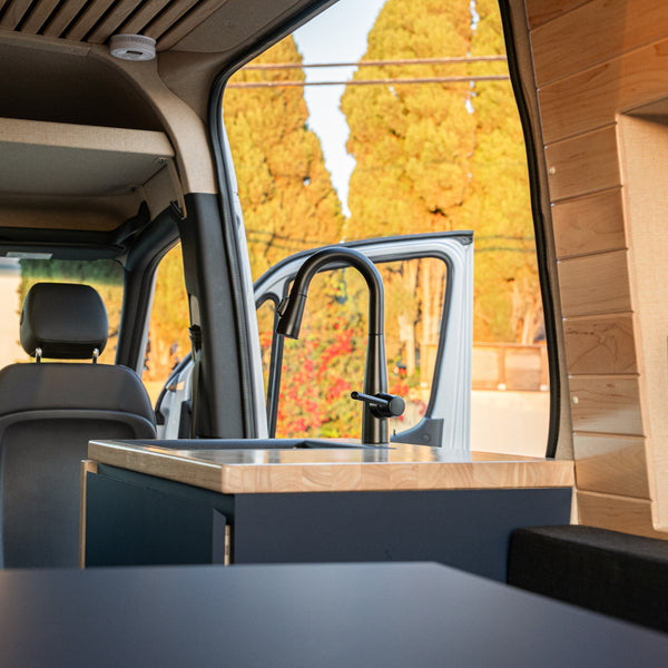 4X4 144 Mercedes Sprinter - Evergreen Dream II