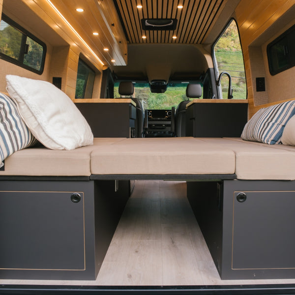 2024 AWD 144" Evergreen Dream II