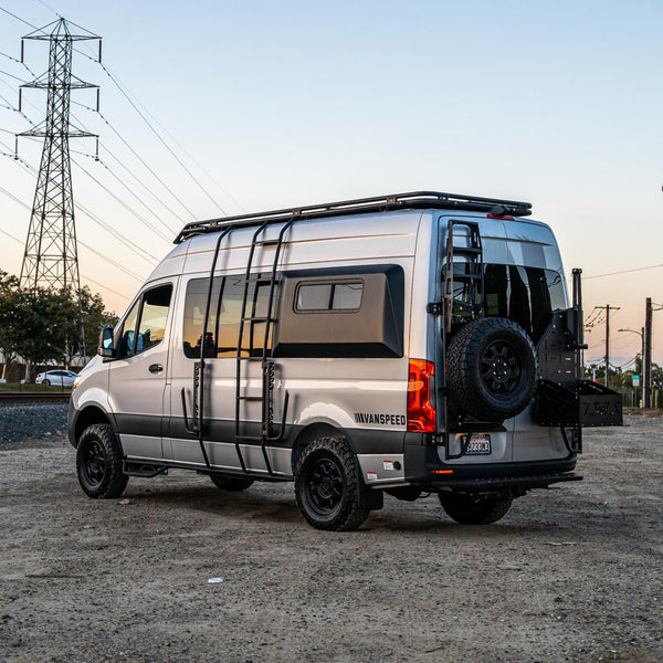 4X4 144" Mercedes Sprinter - Evergreen Dream