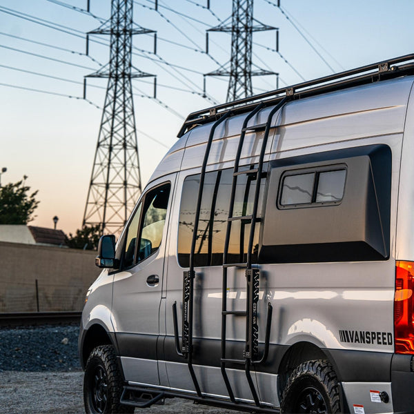 4X4 144" Mercedes Sprinter - Evergreen Dream