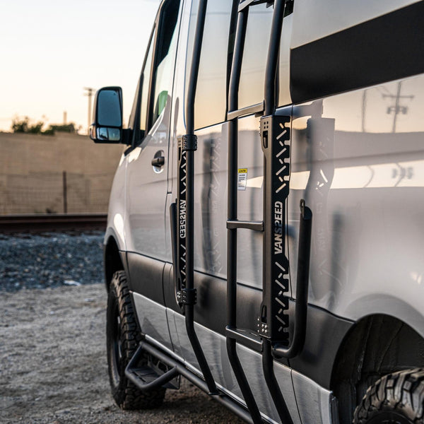 4X4 144" Mercedes Sprinter - Evergreen Dream