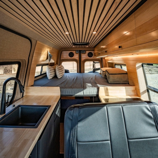 2025 AWD 144" Evergreen Dream II w Loft Bed