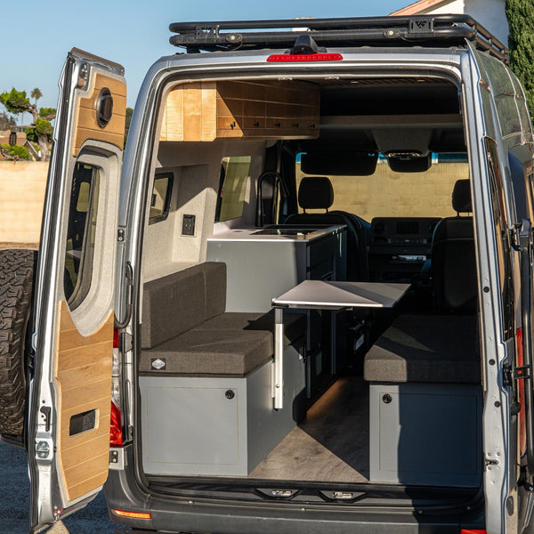 4X4 144" Mercedes Sprinter - Evergreen Dream