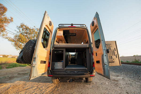 2025 AWD 144" Evergreen Dream II w Loft Bed