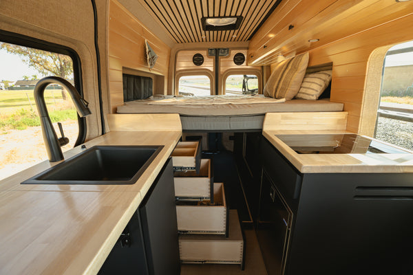 2025 AWD 144" Evergreen Dream II w Loft Bed