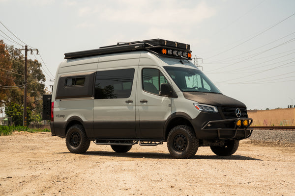 2025 AWD 144" Evergreen Dream II w Loft Bed