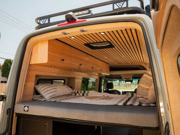 2025 AWD 144" Evergreen Dream II w Loft Bed