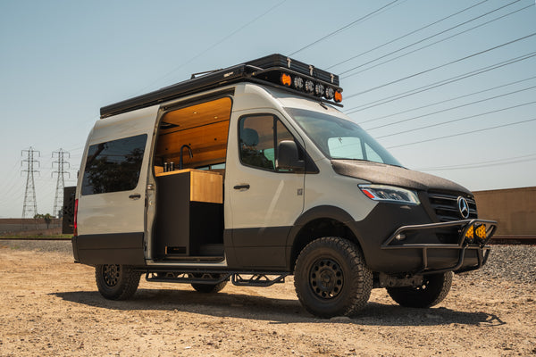2023 AWD 144" Evergreen Dream II w Loft Bed