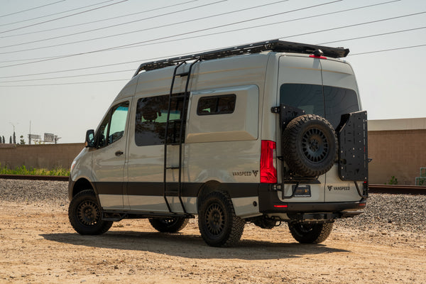 2025 AWD 144" California Coast