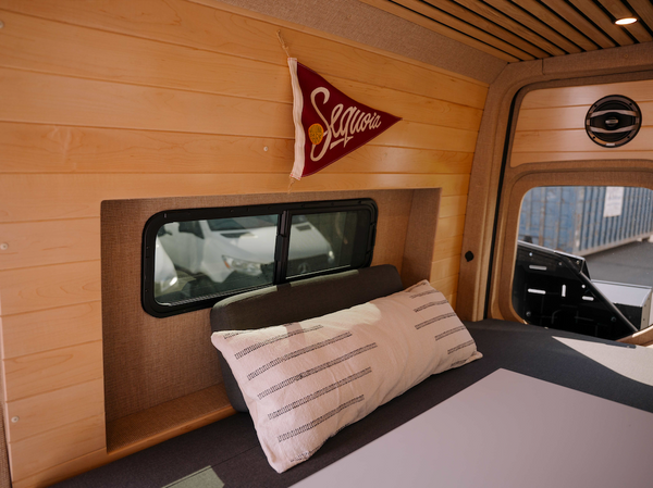2025 AWD 144" Mercedes Sprinter California Coast