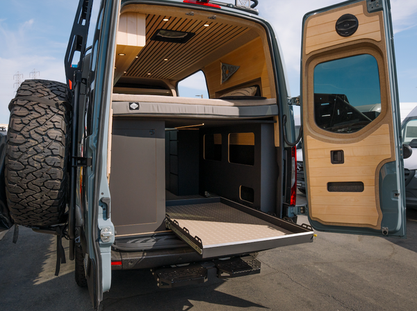 2025 Evergreen Dream II w Loft Bed