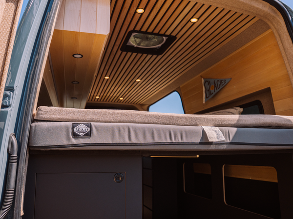 2025 Evergreen Dream II w Loft Bed